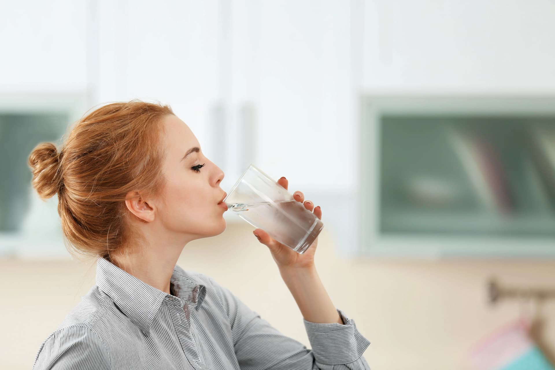 Scène de vie autour du confort de l'eau